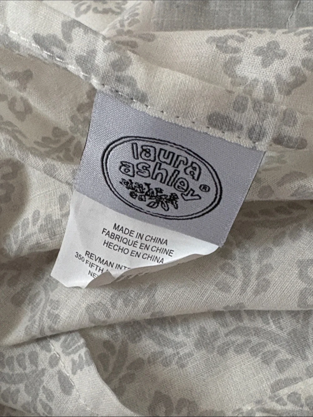 🍊 Laura Ashley Venetia gray white damask KING SHAMS